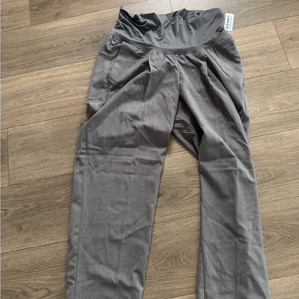 Old Navy Maternity pants